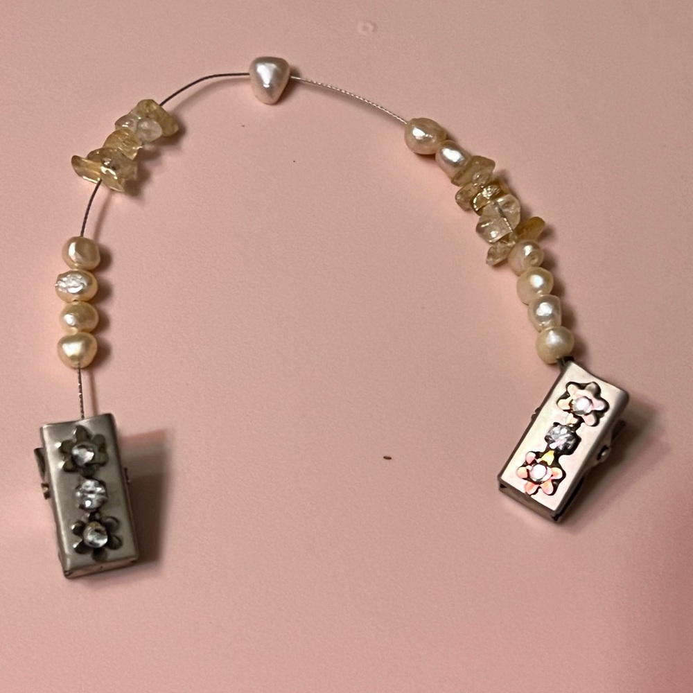 1950’s Daisy rhinestone pearl and citrine sweater clip